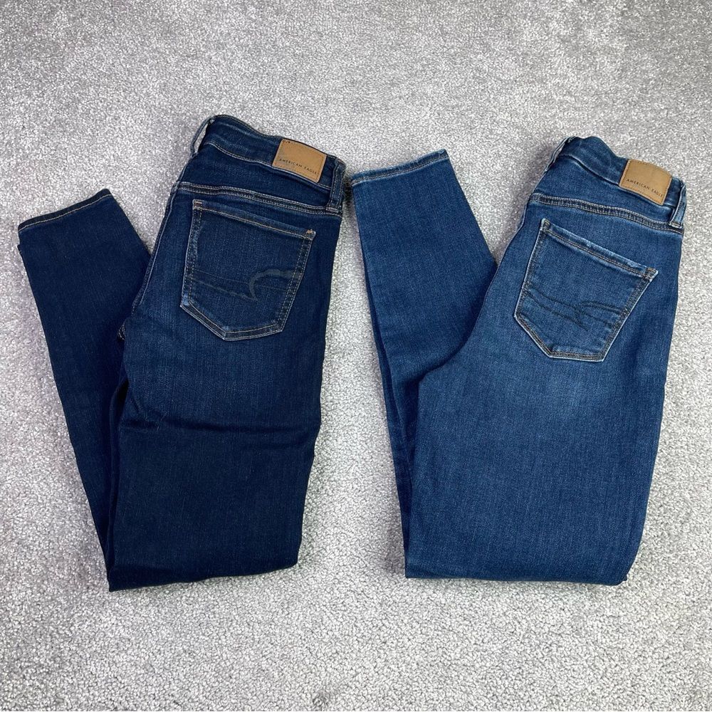 American Eagle Jeans Women’s 0 Short Blue Jeggings Dark and Medium Wash 2 Pair
